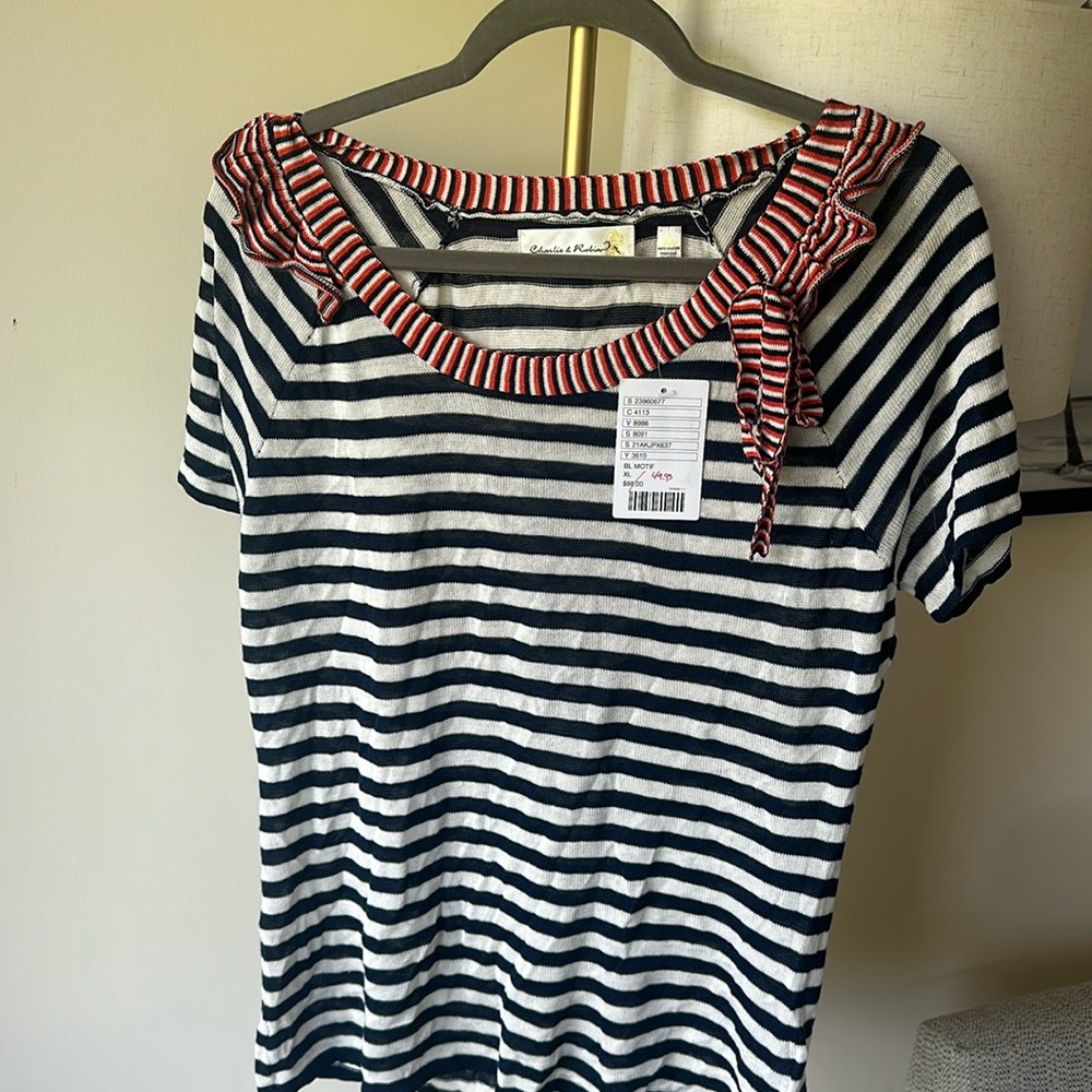Stripped Knot Top with ruffle collar and bow